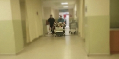 İNŞAAT İŞÇİSİ 2. KATTAN DÜŞEREK YARALANDI