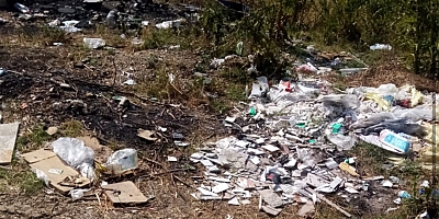 İsaören’de ‘çöp’ isyanı muhtarı çileden çıkardılar