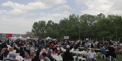 İsaören Dede Pilavına Yağışa Rağmen Yoğun İlgi