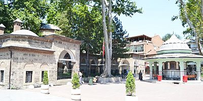 İSHAKPAŞA CAMİİ'NDE RESTORASYON 2 YIL ERTELENDİ