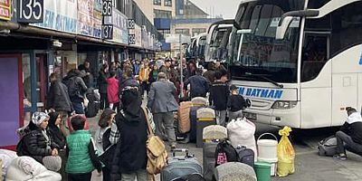 İstanbul'da ara tatil dönüşü otogardaki yoğunluk devam ediyor