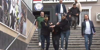 İstanbul’da Beşiktaş’ta eşiyle kafeteryada oturan adama şok saldırı: