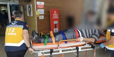 iŞYERiNDE DüŞEREK YARALANDI