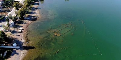 İznik Gölü çekilince bin 500 yıllık bazilika ortaya çıktı