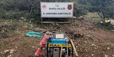 İznik’te Kaçak Kazı Operasyonu: 35 Metrelik Tünelde Suçüstü Yakalandılar