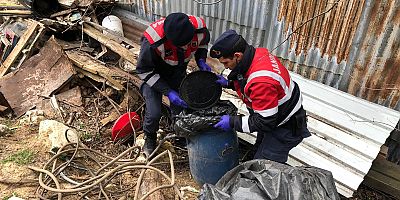 JANDARMADAN 45 KİŞİLİK EKİPLE UYUŞTURUCU TARAMASI