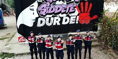 KADIN ASTSUBAYLARDAN GRAFİTİ ÇALIŞMASI