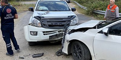 KAFA KAFAYA ÇARPIŞTILAR