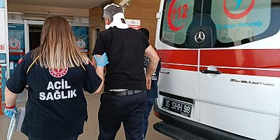 Kafasını tır dorsesine çarptı