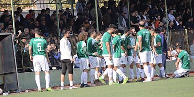 KAFKASSPOR, ELMASBAHÇELER MAÇINDA GOL YOK