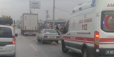 Kamyona arkadan çarpan otomobildeki 2 kişi yaralandı