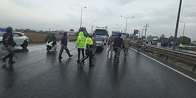 Kamyonetlere Kantar Zorunluluğu Eylem Getirdi: İnegöl’de Nakliyeciler Ayakta