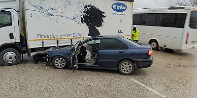 Kamyonun altına girdi 
