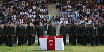 Kara Astsubay Meslek Yüksekokulu'nda Diploma ve Sancak Devir Teslim Töreni yapıldı