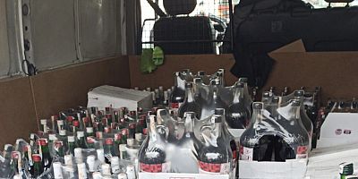 Karacabey’de 720 şişe içkiye jandarma el koydu