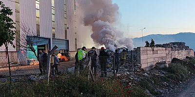 Katı Atık Depolama Alanında Çıkan Yangın Kısa Sürede Söndürüldü
