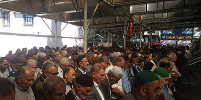 KAZADA ÖLEN 3 YAŞINDAKİ ÇOCUK SON YOLCULUĞUNA UĞURLANDI