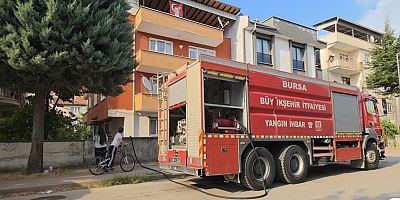 Kemalpaşa Mahallesi’nde Kömürlük Yangını Paniğe Neden Oldu