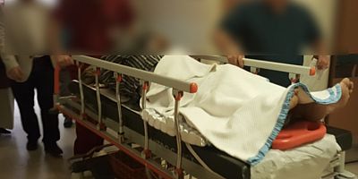 KESTİĞİ AĞAÇ CANINDAN EDİYORDU