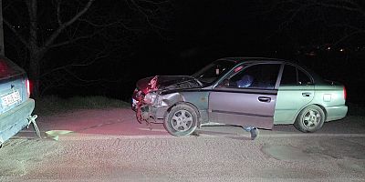 Kınık–Kurşunlu Yolunda Köprüde Kafa Kafaya Çarpışma: 3 Yaralı