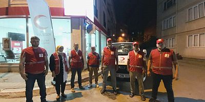 Kızılay’dan yangın bölgelerine çıkarma