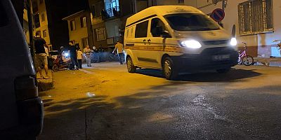 Kızlara rahatsızlık verdiği öne sürülen alkollü şahıs 3 kişi tarafından bıçaklandı
