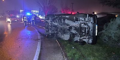 Kontrolden Çıkan araç Takla Attı