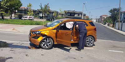 Korkutan Kaza 2 Kişi Yaralı