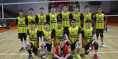 KÜÇÜK ERKEKLER VOLEYBOL SÜPER LİGİ’NDE İNEGÖL EKİBİNDEN 3-0’LIK GALİBİYET!