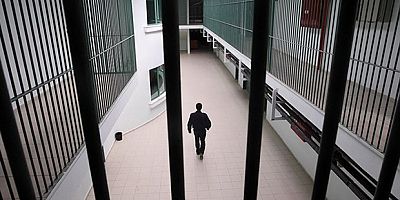 Kütahya’da ceza evinden firar eden şahıs İnegöl’de aranıyor