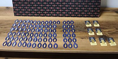 Kuyumcuya sahte altın satıp dolandıran şüpheli yakalandı