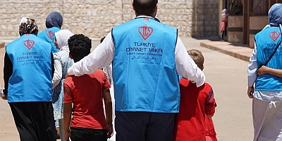 MAZLUMLARIN TEBESSüMü iÇiN İNEGöL’DEN iDLiB’E GiTTiLER