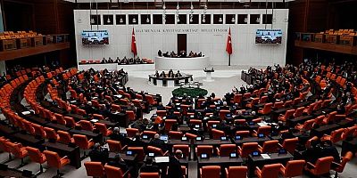 Meclis, Emeklilikte Yaşa Takılanlarla ilgili düzenlemeleri içeren kanun teklifini yasalaştırmak için mesai yapacak