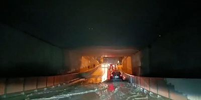 Mesudiye’de alt geçidi su bastı: Araçlar ilerlemekte zorlandı