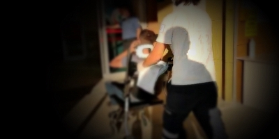 Metal sanayi içinde  kaza meydana geldi  2 yaralı