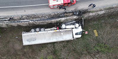 Mezit Boğazı’nda TIR Kazası: Sürücü Hafif Yaralandı