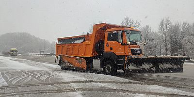 Mezitler'de yoğun kar yağışı 
