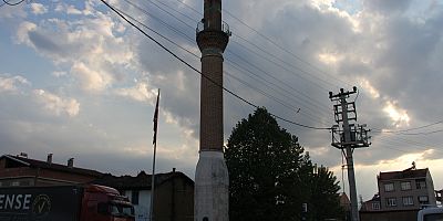 MİNARE YIKILACAK MI?