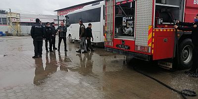 Minibüste yangın paniği