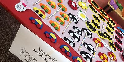 Minik öğrenciler LÖSEV yararına sergi düzenledi