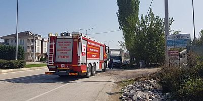 Mobilya malzemelerinin olduğu depoda yangın