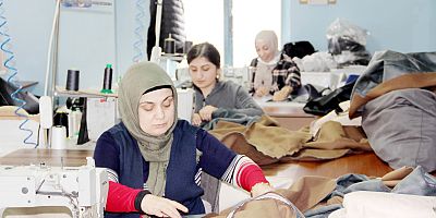 MOBiLYADAKi KADIN Eli iHRACATA KATKI SAĞLIYOR