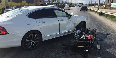 MOTORSİKLET SÜRÜCÜSÜ ÖLÜMDEN DÖNDÜ