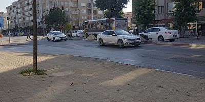 MOTOSiKLET SüRüCüSü AĞIR YARALANDI