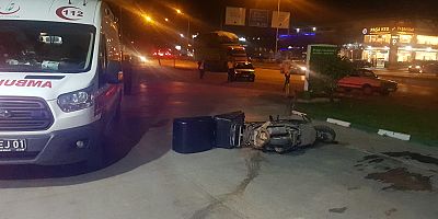 Motosiklet sürücüsü  yaralandı.