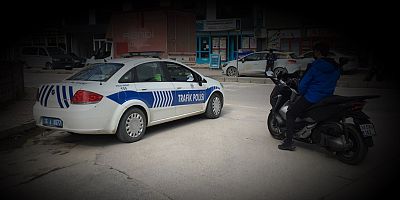 Motosikletin çarptığı yaşlı kadın yaralandı