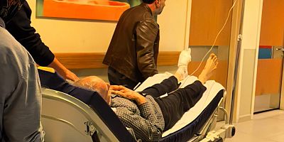 Odun kesmek isterken, ayağını kesti