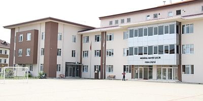 Öğrencinin testi pozitif çıktı bütün öğrenciler evlerine gönderildi