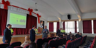 Okul önlerindeki trafik düzenlemesinde görev alacaklar