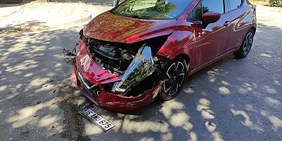 Orhangazi'de 2 otomobilin çarpıştığı kazada 1 kişi yaralandı